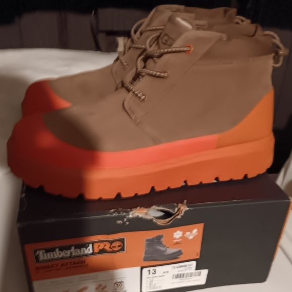 UGG Neumel Weather Hybrid Boots - Brown and Orange Size 13 Limited Edition LNWOT - Picture 3 of 8